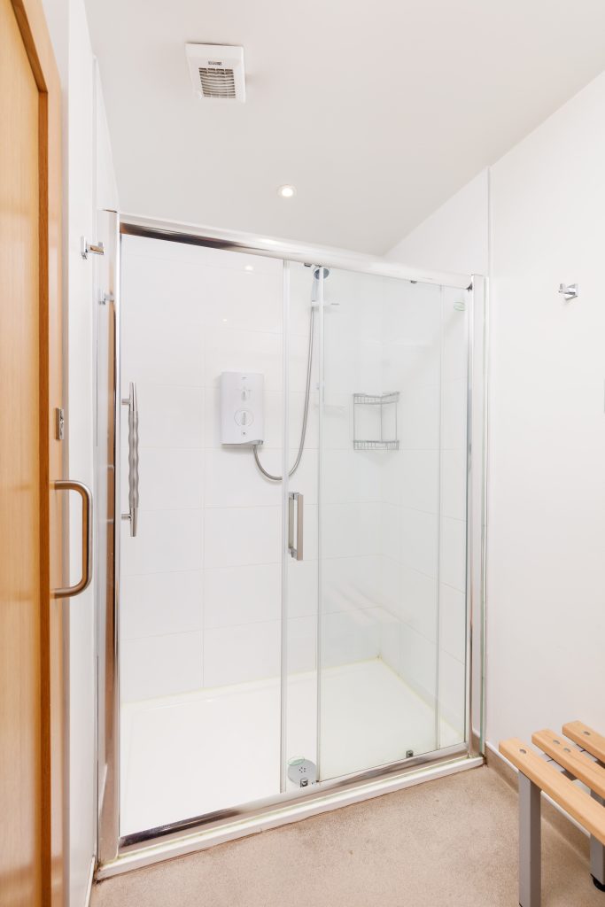 156 Pembroke Road, Ballsbridge, Dublin 4 - shower facilities