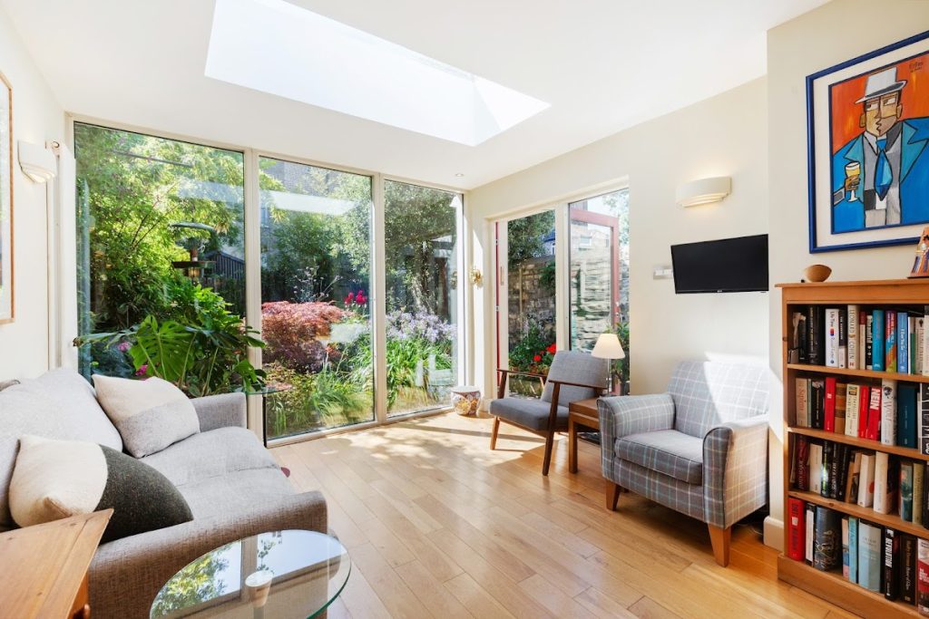 59 Herbert Lane Dublin 2 house for sale - conservatory