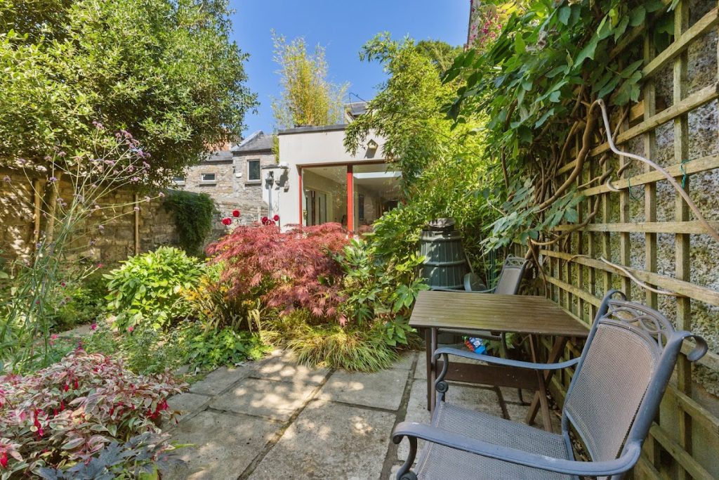 59 Herbert Lane Dublin 2 house for sale - garden 5