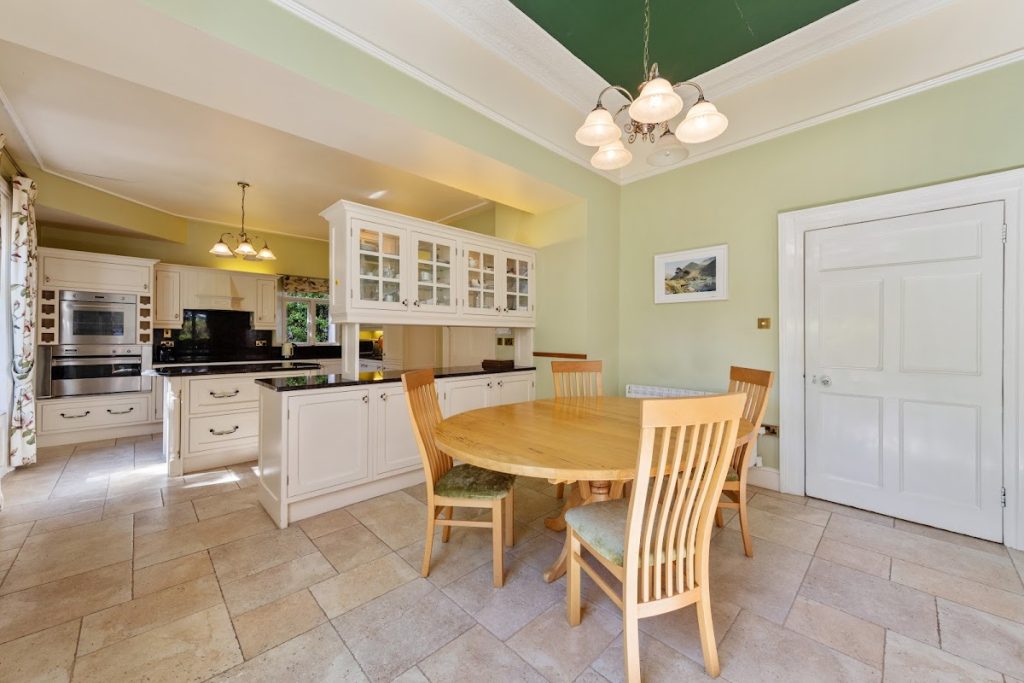 South Hill House, Merrion Park, Booterstown, Blackrock, Co. Dublin - kitchen area with table and chairs