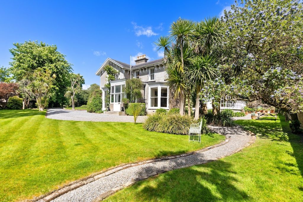 Saint Aubyn's House - Kitchen -Victorian House - Killiney for Sale. O.9 acres - beside the sea - 5 bedrooms-4000sq.ft