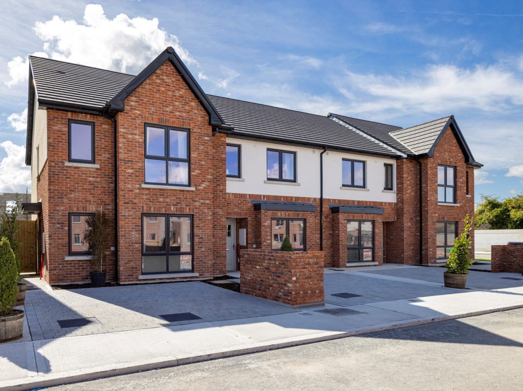 Oakley Park Exterior web - new houses for sale Enfield, Co. Meath