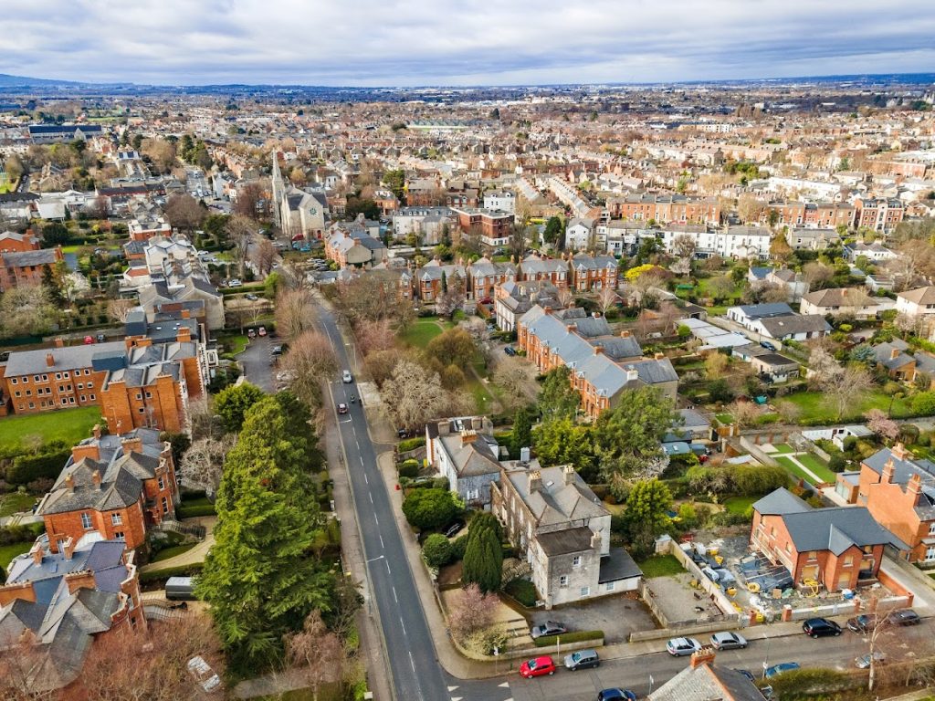63 Highfield Road - House for Sale - Investment property -Pre 63 - 7 beds - Dublin 6 property for sale- 3,288sq.ft - 3 apartments-Full planing permission 4 bed house
