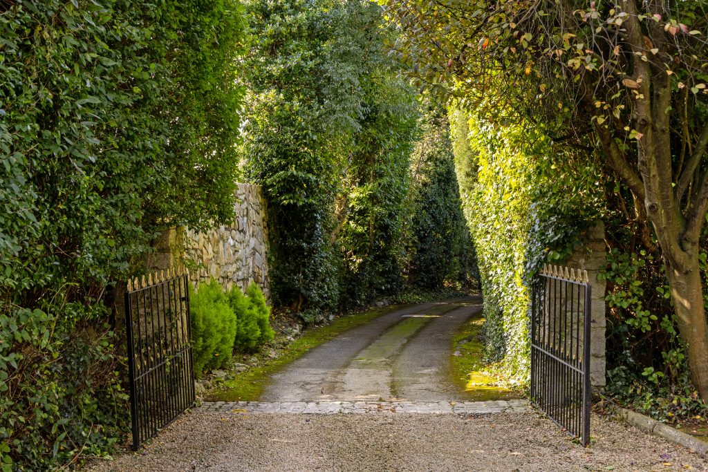 Lagduff - Entrance Gates