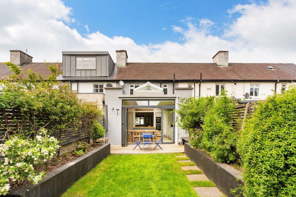 33 Olivemount Road, Dundrum, Dublin 14