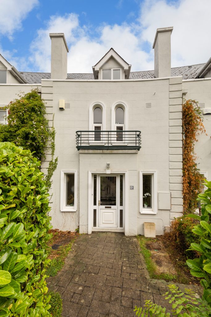12 Roebuck Park, Goatstown, Dublin 14