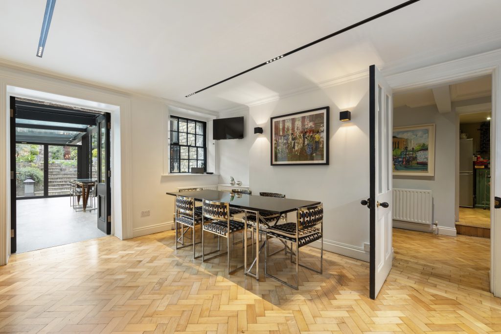 2 Harcourt Terrace, Dublin 2