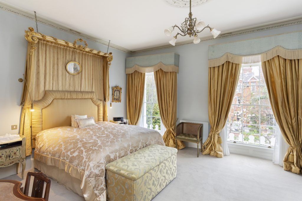 2 Harcourt Terrace, Dublin 2