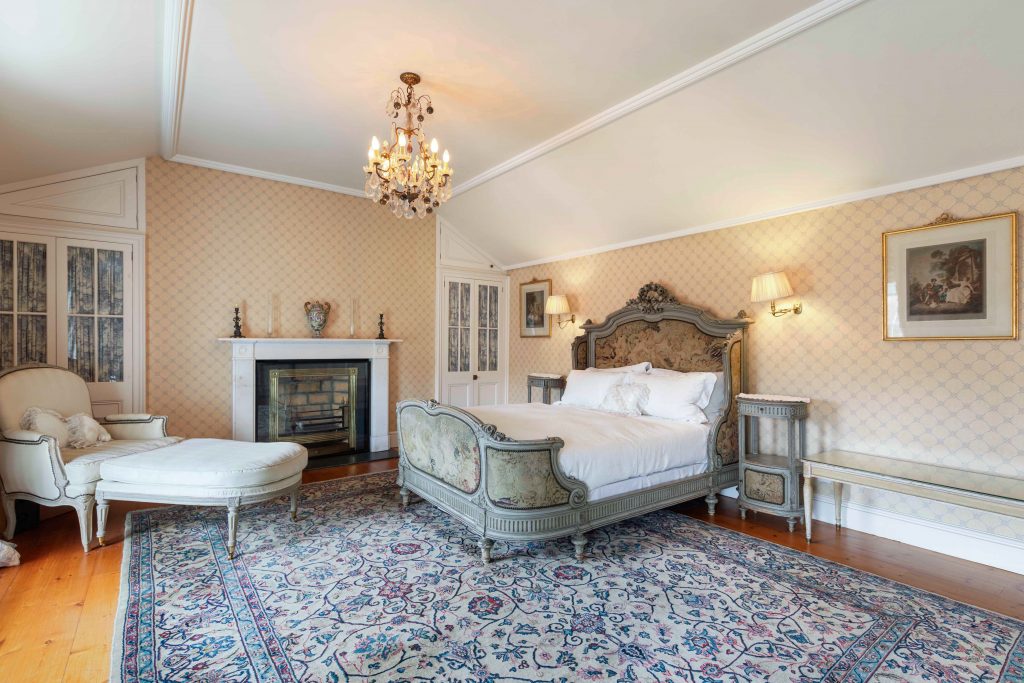 2 Harcourt Terrace, Dublin 2