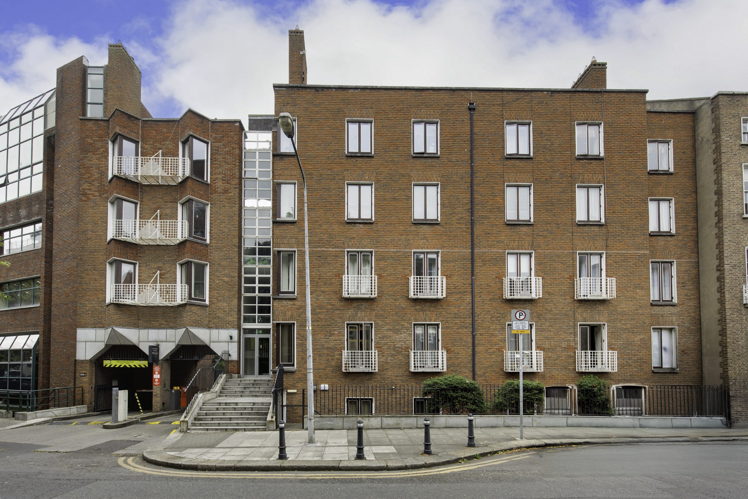22 Earlsfort Court, Hatch Street Lower, Dublin 2