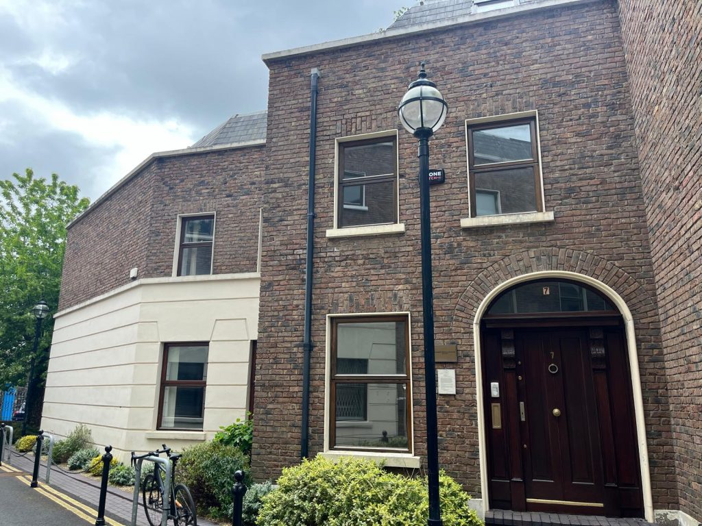 7 Windsor Place, Pembroke Street Lower, Dublin 2, D02 XA02
