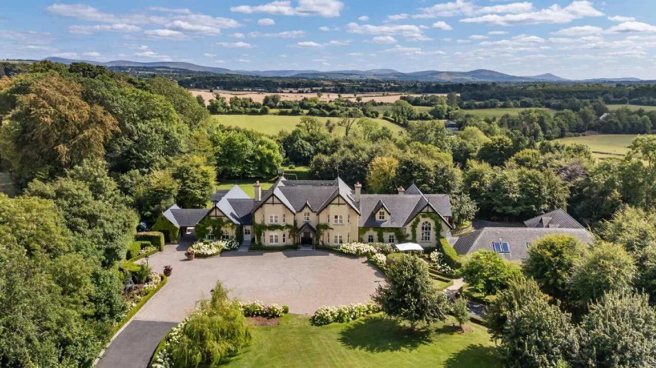 Swordlestown Lodge, Punchestown, Naas, Co. Kildare, W91 R2VW