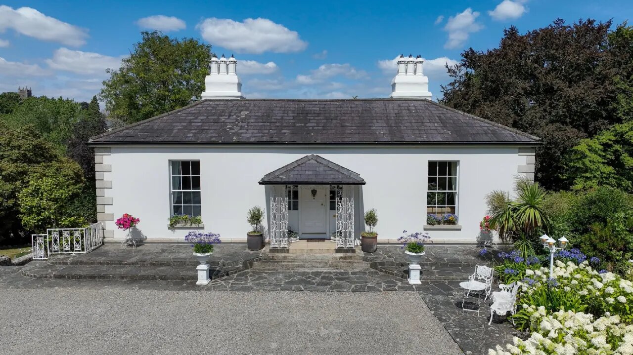 Glenair House and Gate Lodge, Priory Road, Delgany, Co. Wicklow, A63RX52