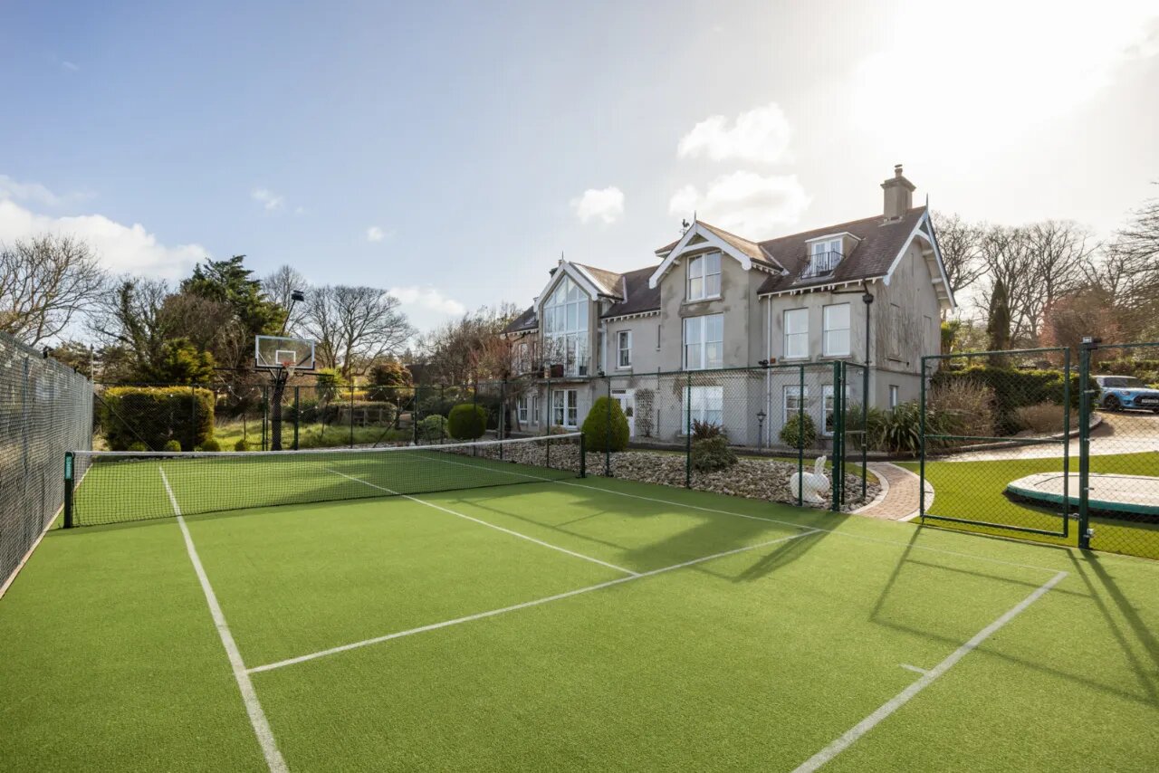 Ivy Lodge, 22 Circular Road West, Cultra, Holywood, County Down, BT18 0AX